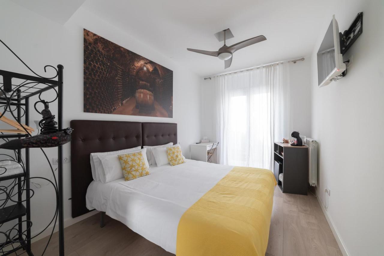 Hostal Puente De Hierro Logroño Exteriér fotografie